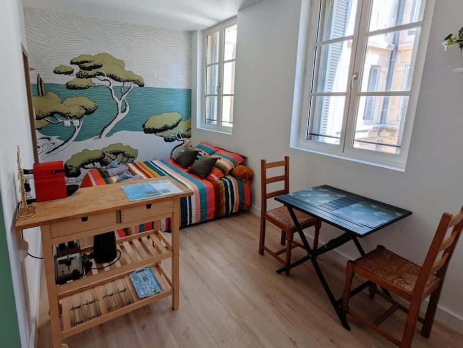 Studio Calanques Pres Du Vieux Port มาร์กเซย ภายนอก รูปภาพ